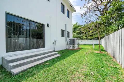 New Townhome Near Wilton/Las Olas/Beach Fort Lauderdale Exterior photo